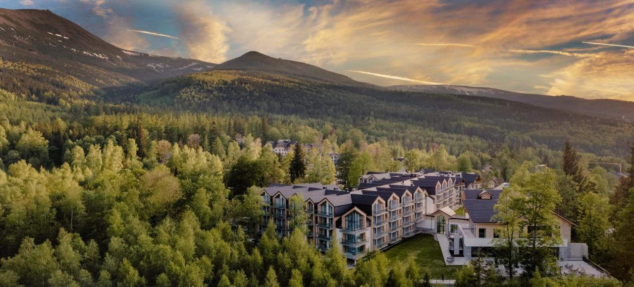 Green Mountain 5* Hotel Karpacz Esterno foto The Village at Sun Peaks