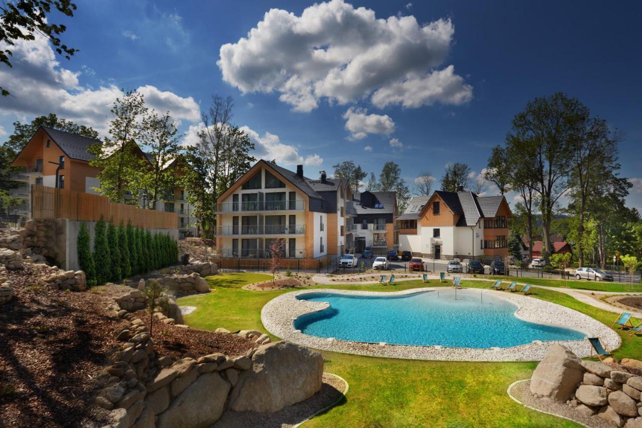 Green Mountain 5* Hotel Karpacz Esterno foto Residential complex in the village
